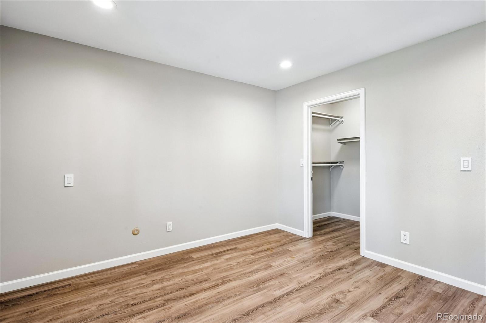8335 Fairmount Drive Denver CO 80247