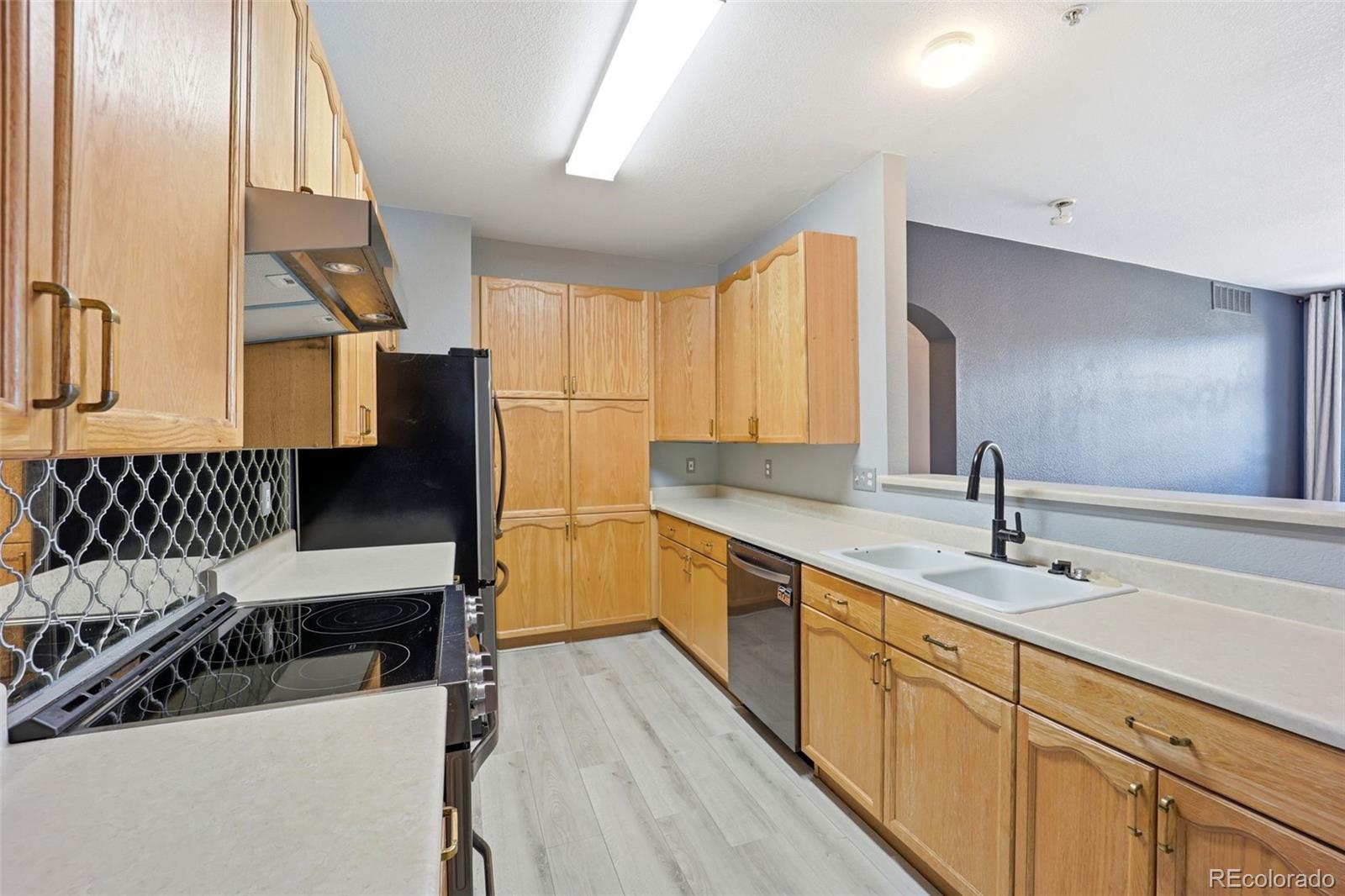 14211 E 1st Drive Aurora CO 80011