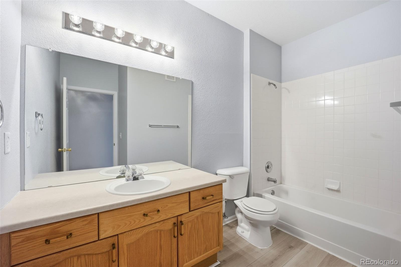 14211 E 1st Drive Aurora CO 80011