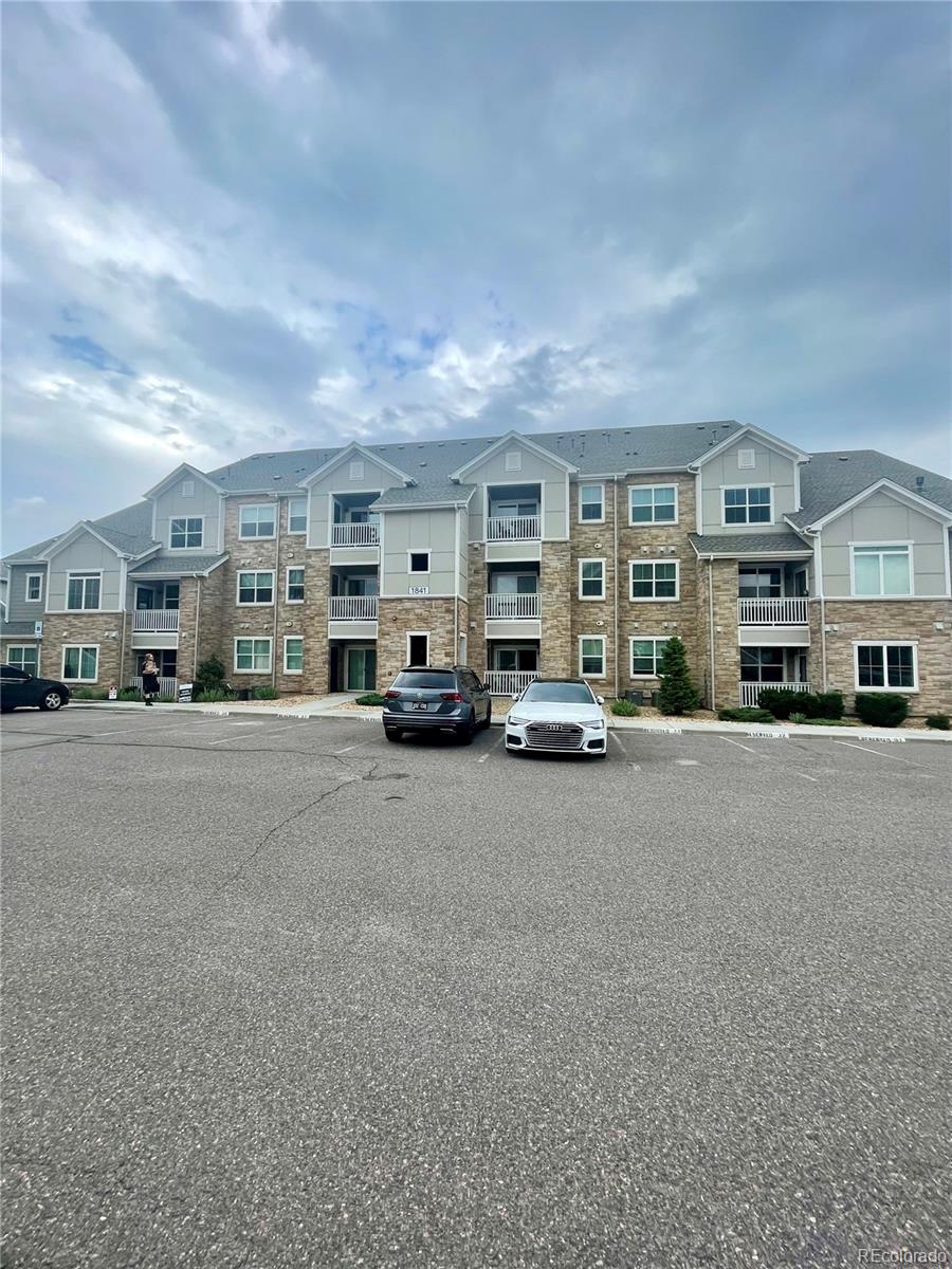 1841 S Dunkirk Street Aurora CO 80017