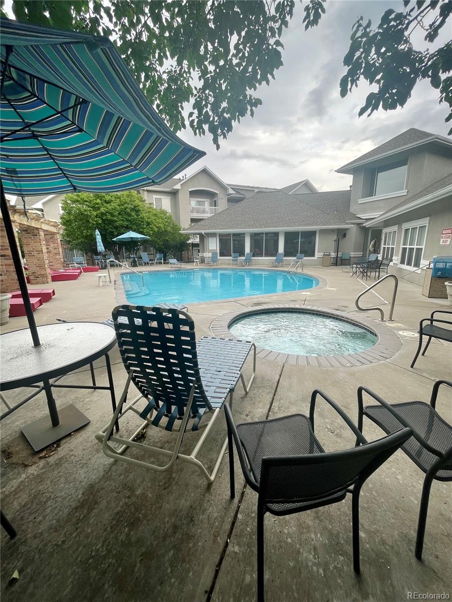 1841 S Dunkirk Street Aurora CO 80017