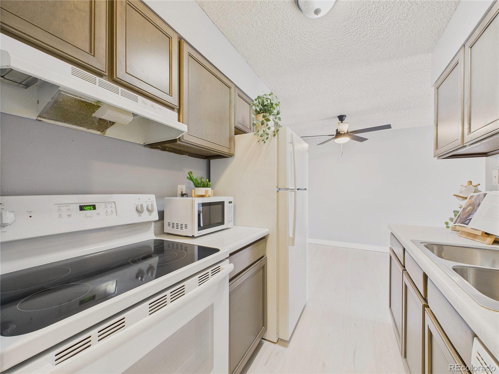 190 E Highline Circle Centennial CO 80122