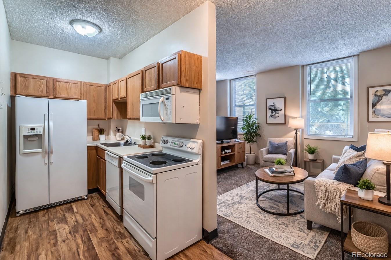 Denver CO, 2225 Buchtel Boulevard, Unit 105