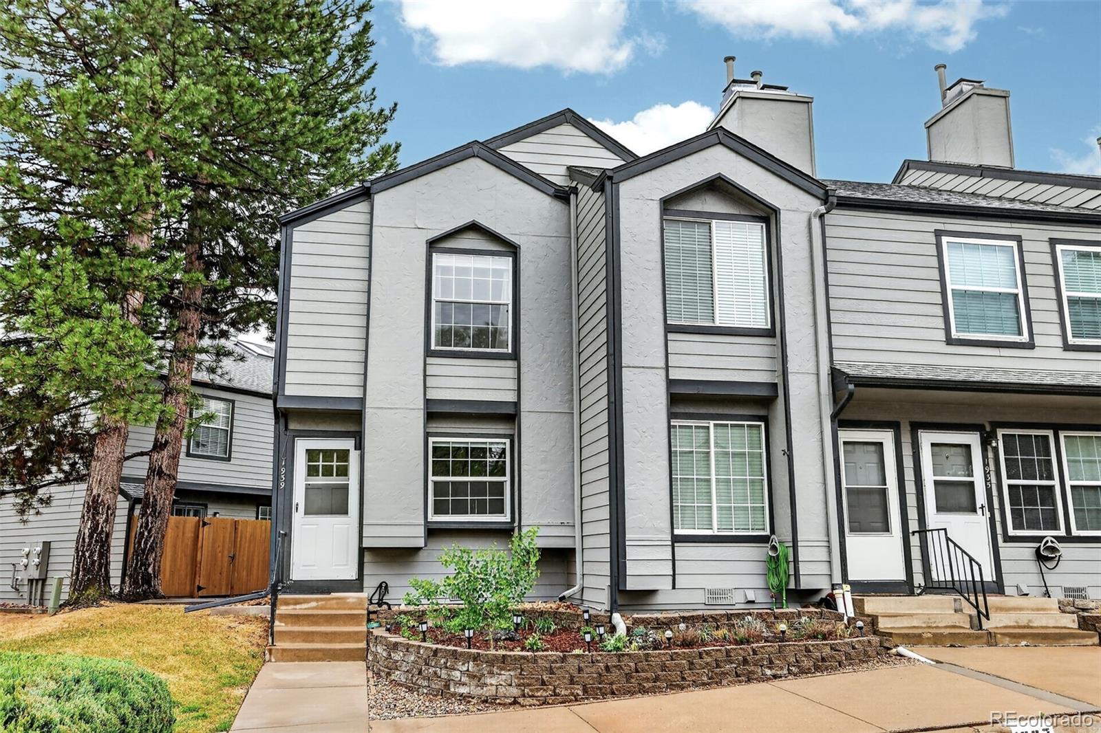 1939 Newland Court Lakewood CO 80214