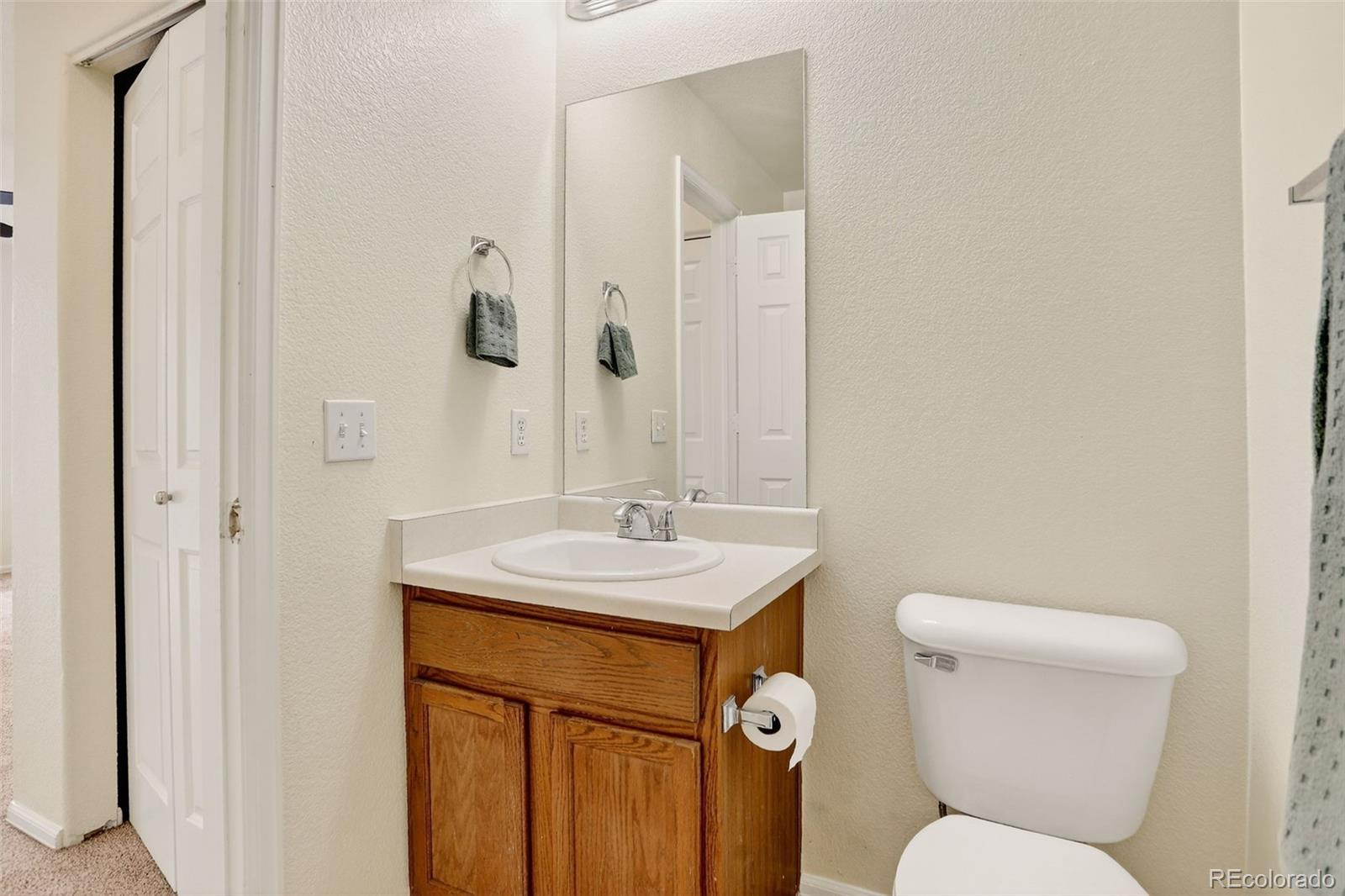 1295 S Zeno Circle Aurora CO 80017
