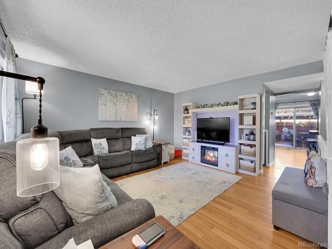 218 W Rockrimmon Boulevard Colorado Springs CO 80919