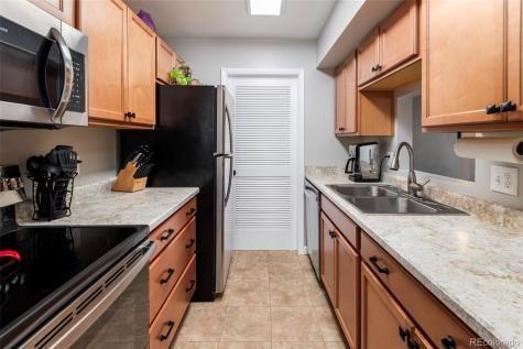 8751 Chase Drive Arvada CO 80003