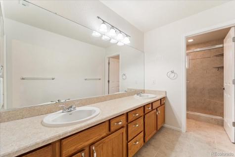 9689 Independence Drive Broomfield CO 80021