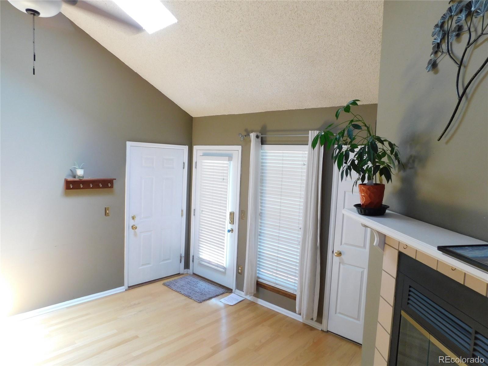 4044 S Carson Street Aurora CO 80014