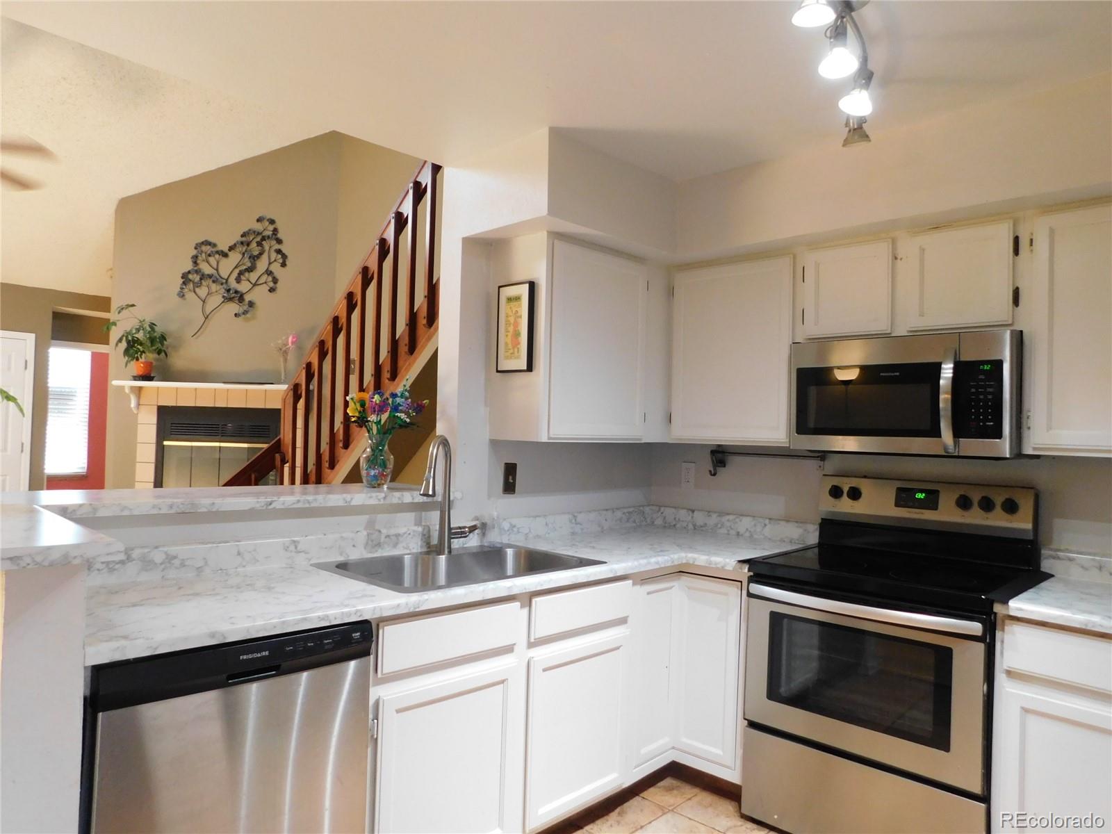 4044 S Carson Street Aurora CO 80014