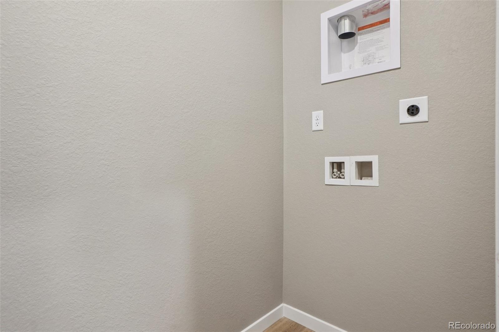 24121 E 54th Place Aurora CO 80019