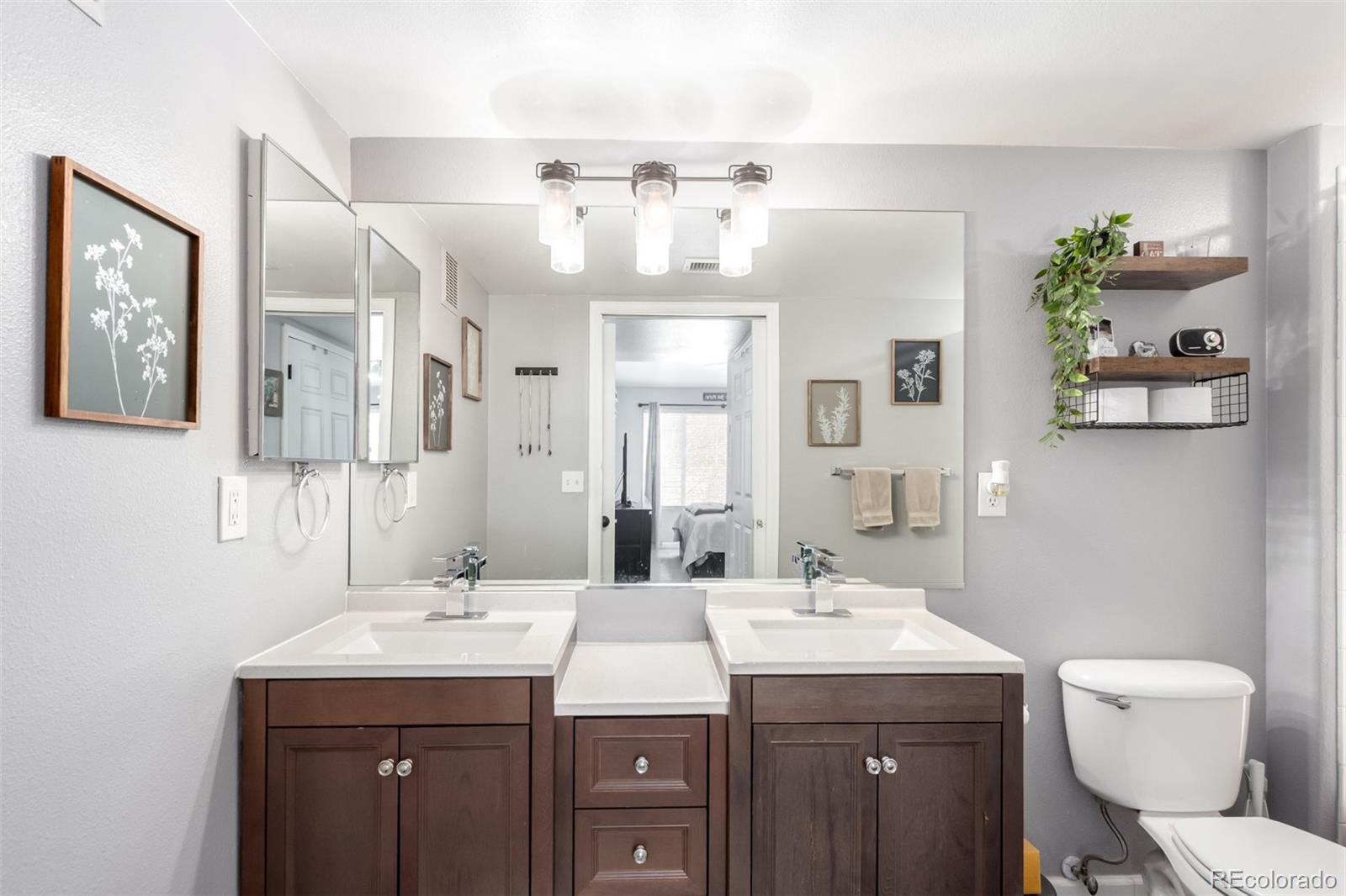 8705 W Berry Avenue Littleton CO 80123
