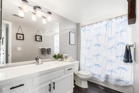 8705 W Berry Avenue Littleton CO 80123