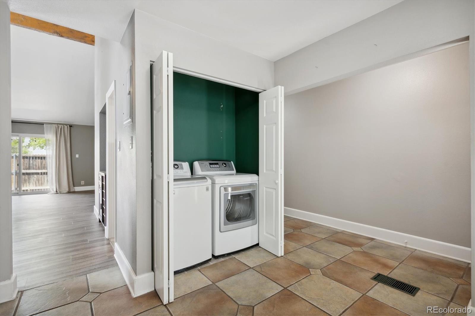 6495 E Happy Canyon Road Denver CO 80237