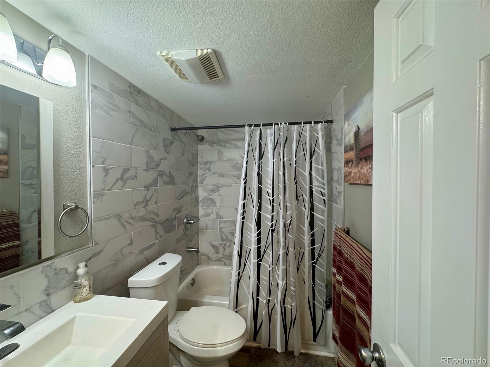 10211 Ura Lane Thornton CO 80260