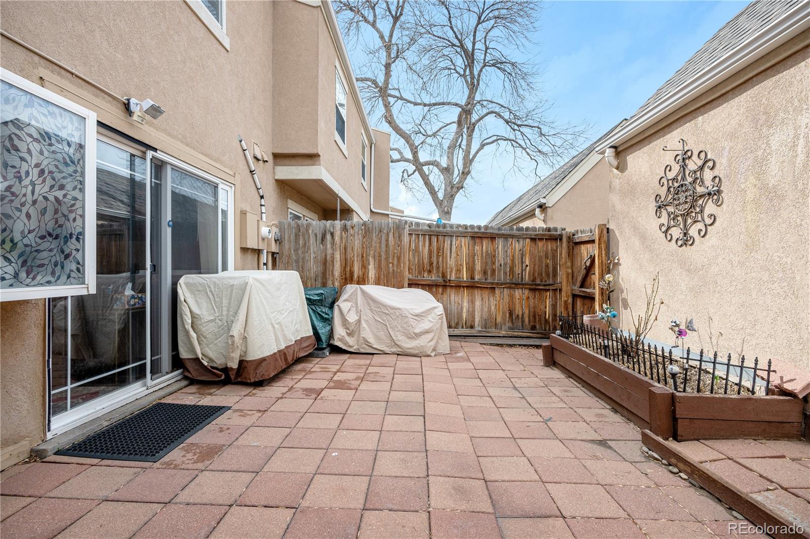 2925 S Vaughn Way Aurora CO 80014