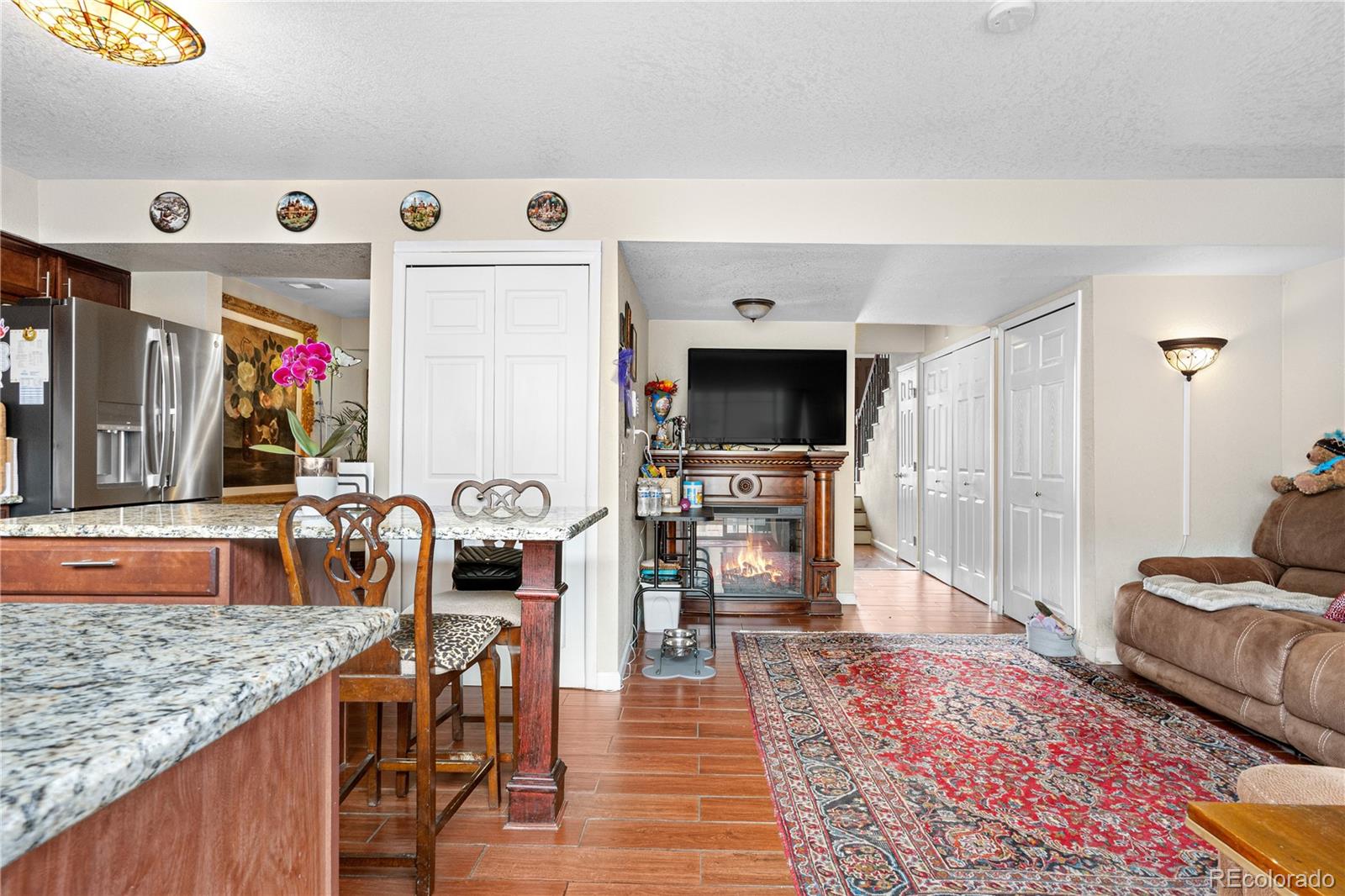 2925 S Vaughn Way Aurora CO 80014