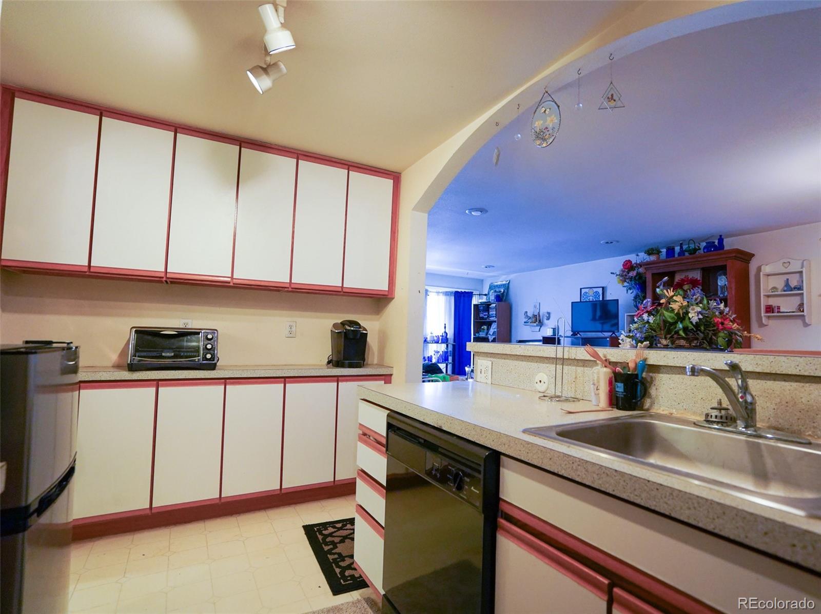551 N Pearl Street Denver CO 80203