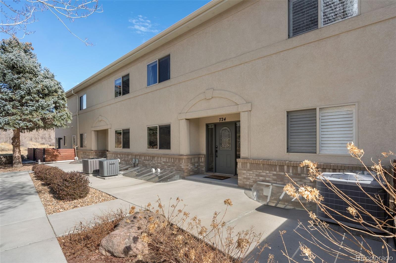 724 Elm Circle Golden CO 80401