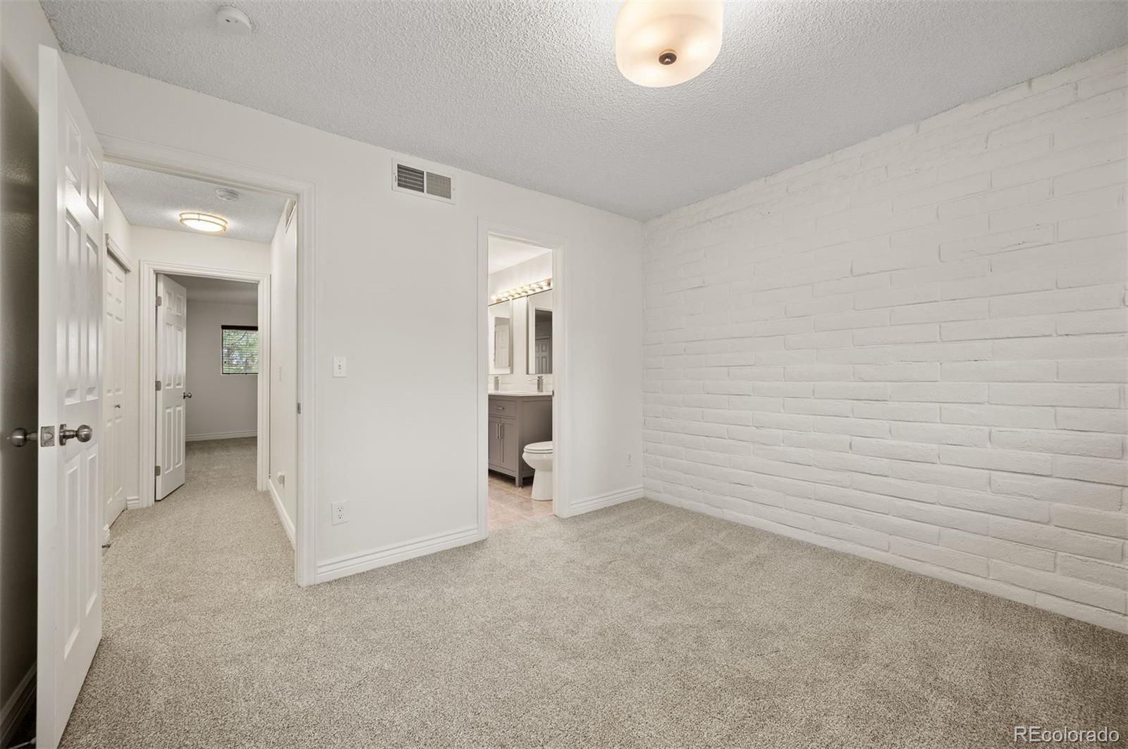 1060 S Parker Road Denver CO 80231