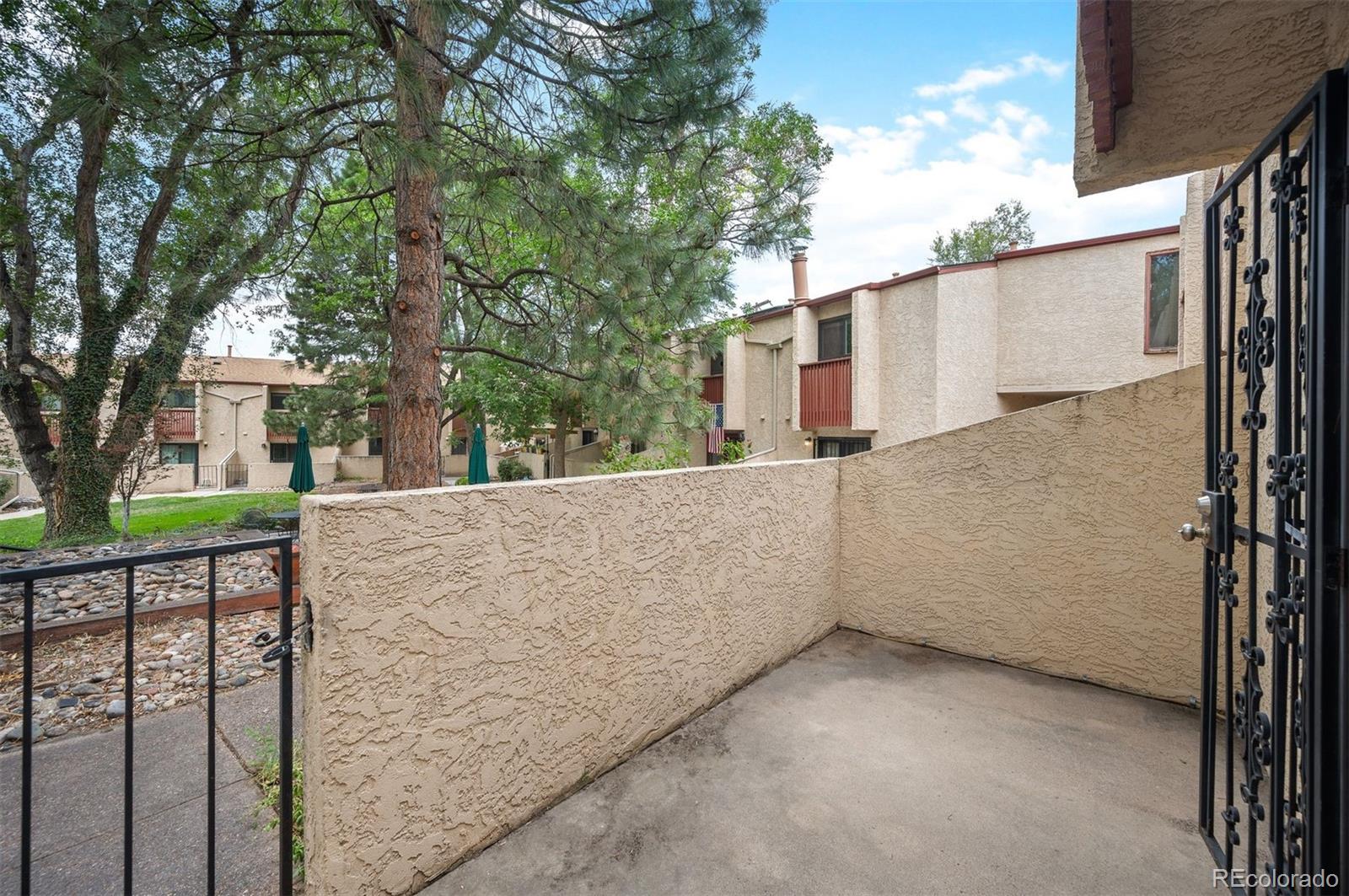 1060 S Parker Road Denver CO 80231