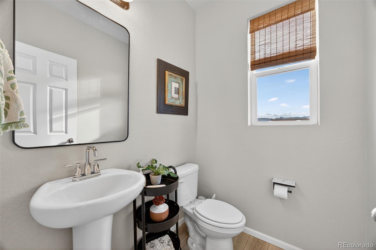 5738 Vivian Street Arvada CO 80002