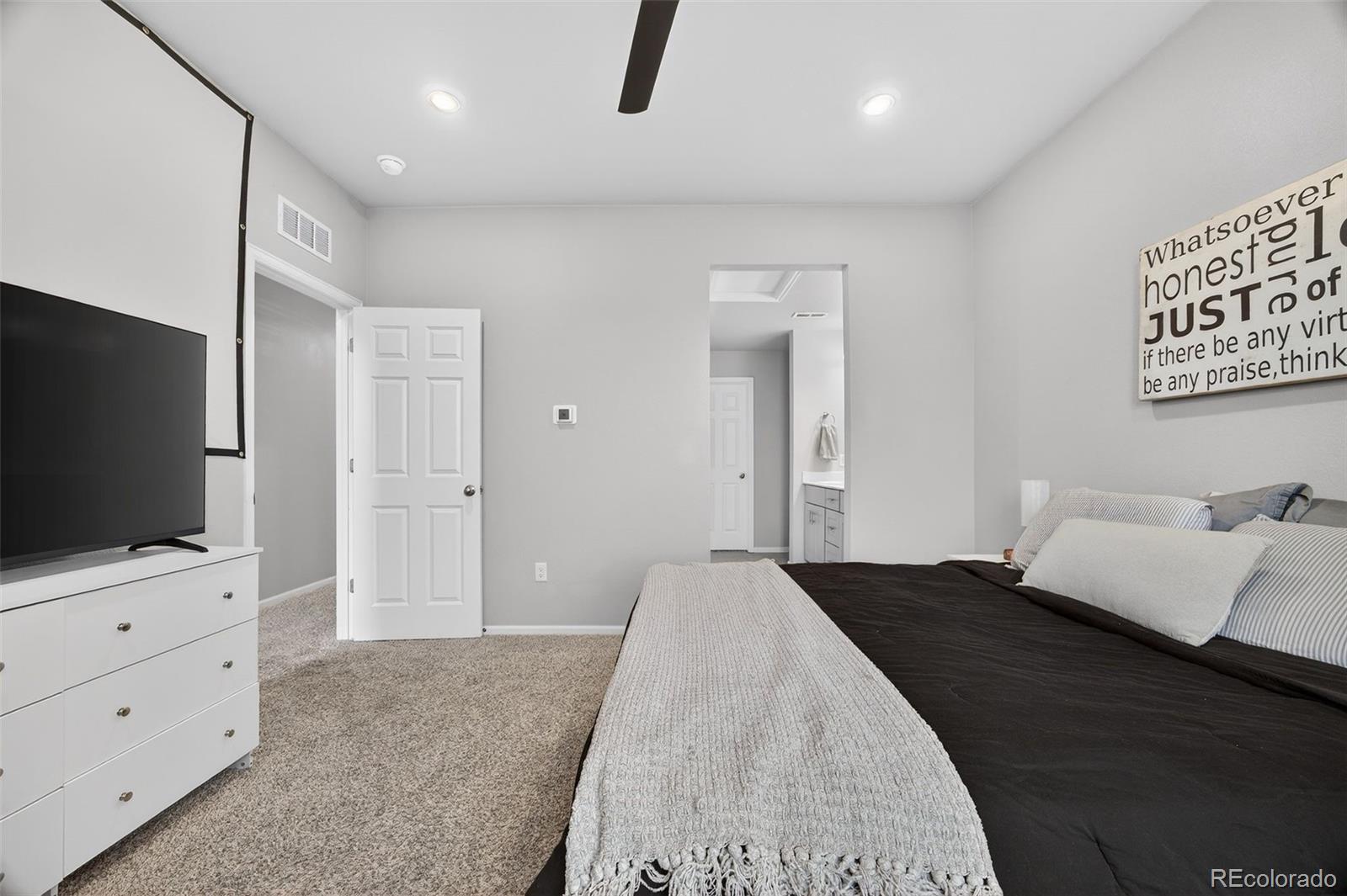 5738 Vivian Street Arvada CO 80002