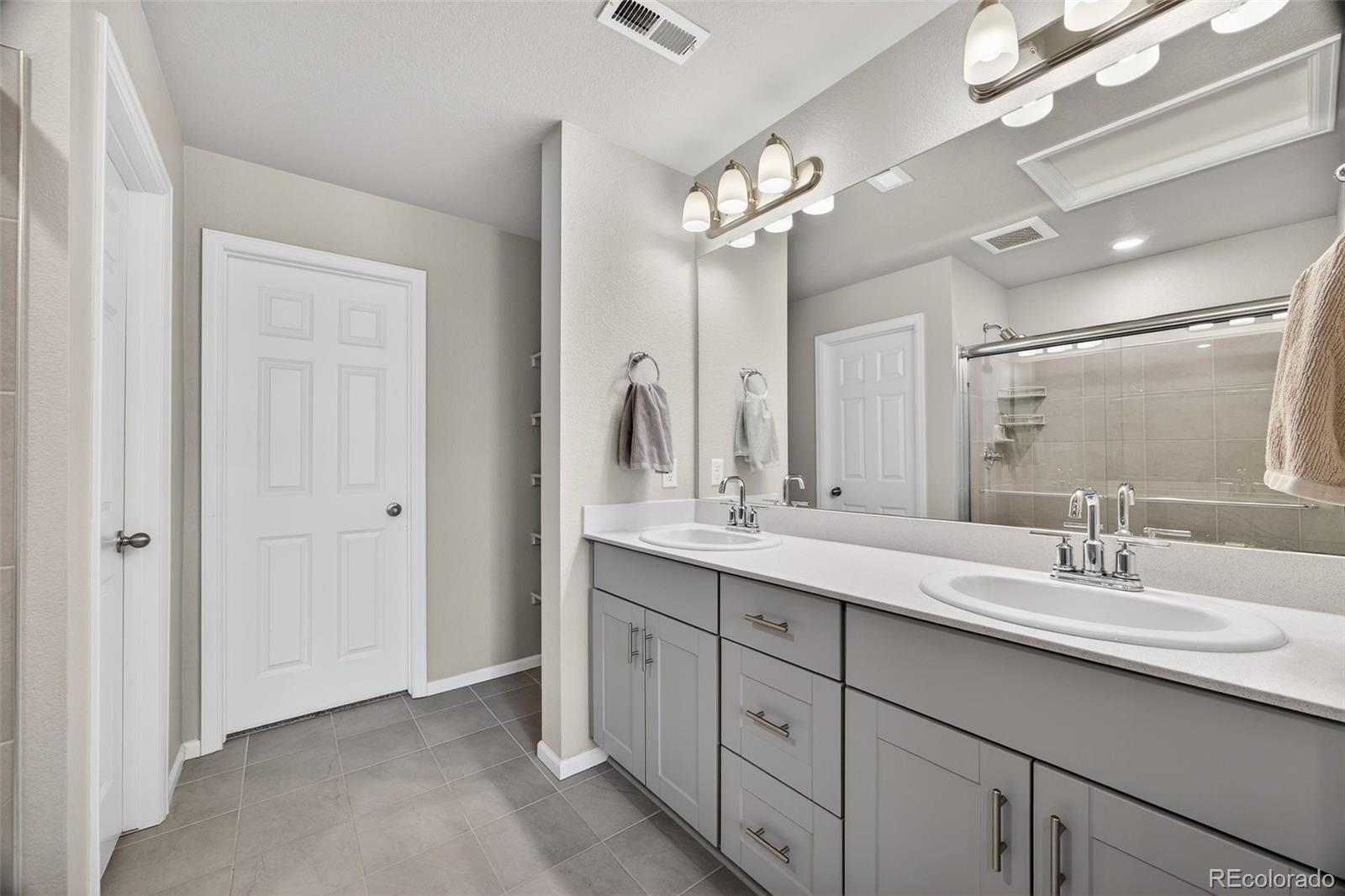 5738 Vivian Street Arvada CO 80002