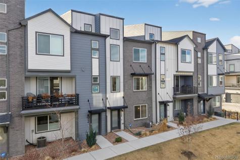 5738 Vivian Street Arvada CO 80002