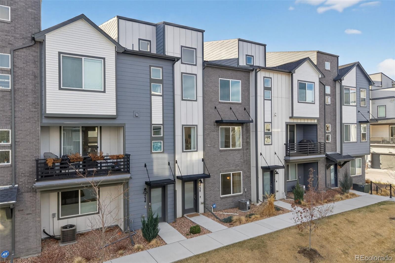 5738 Vivian Street Arvada CO 80002