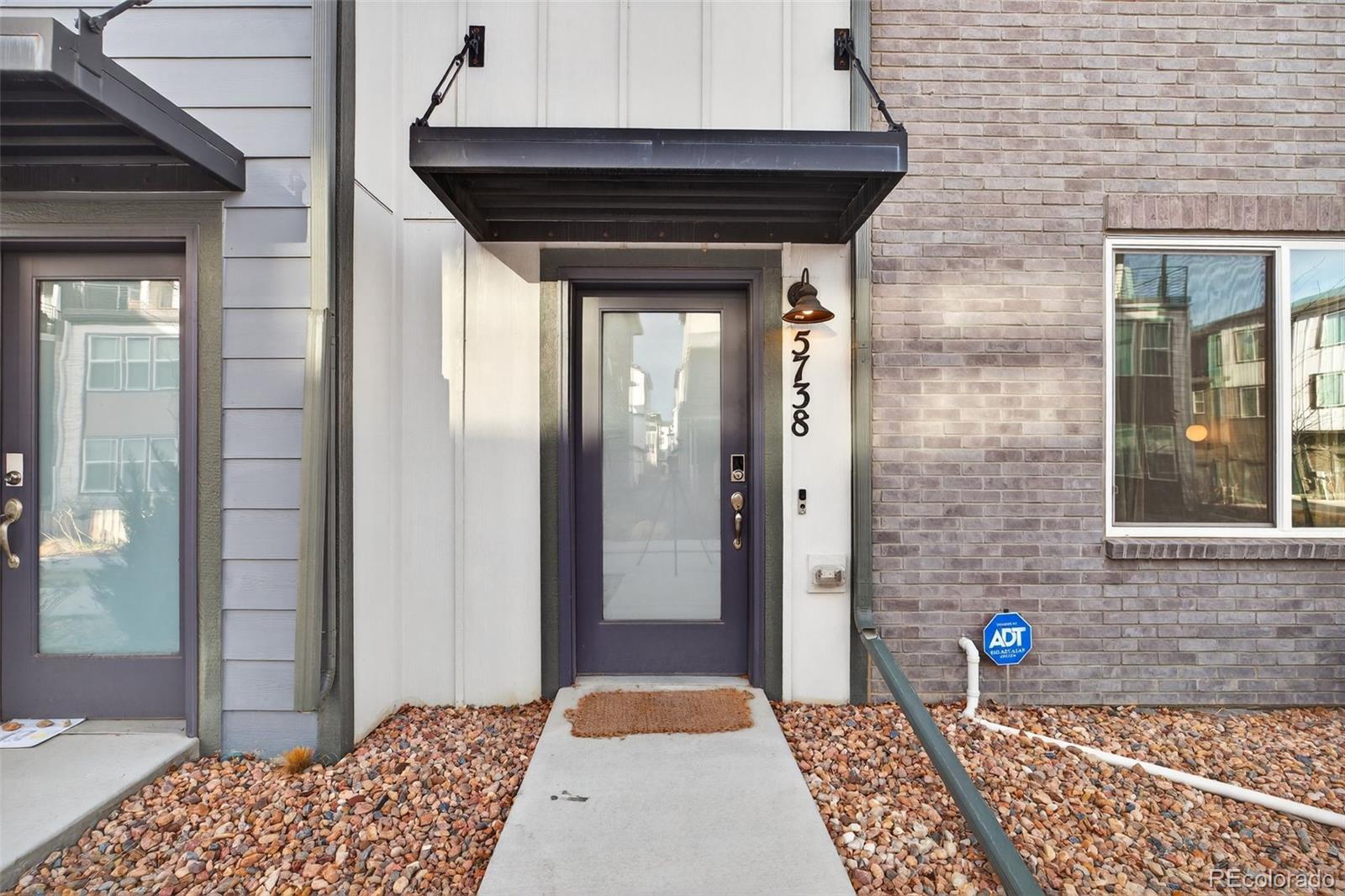 5738 Vivian Street Arvada CO 80002