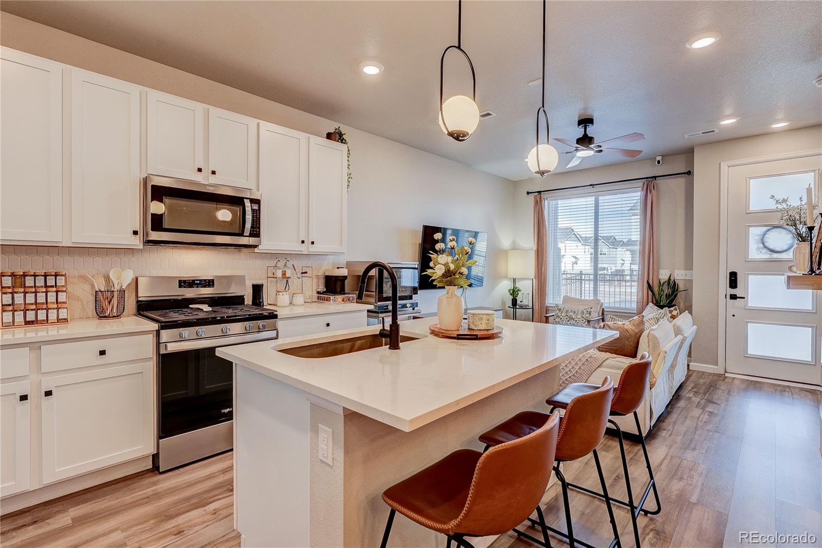 1934 S Poplar Court Denver CO 80224