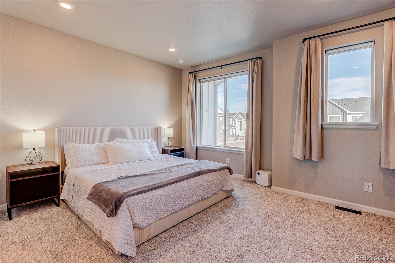 1934 S Poplar Court Denver CO 80224