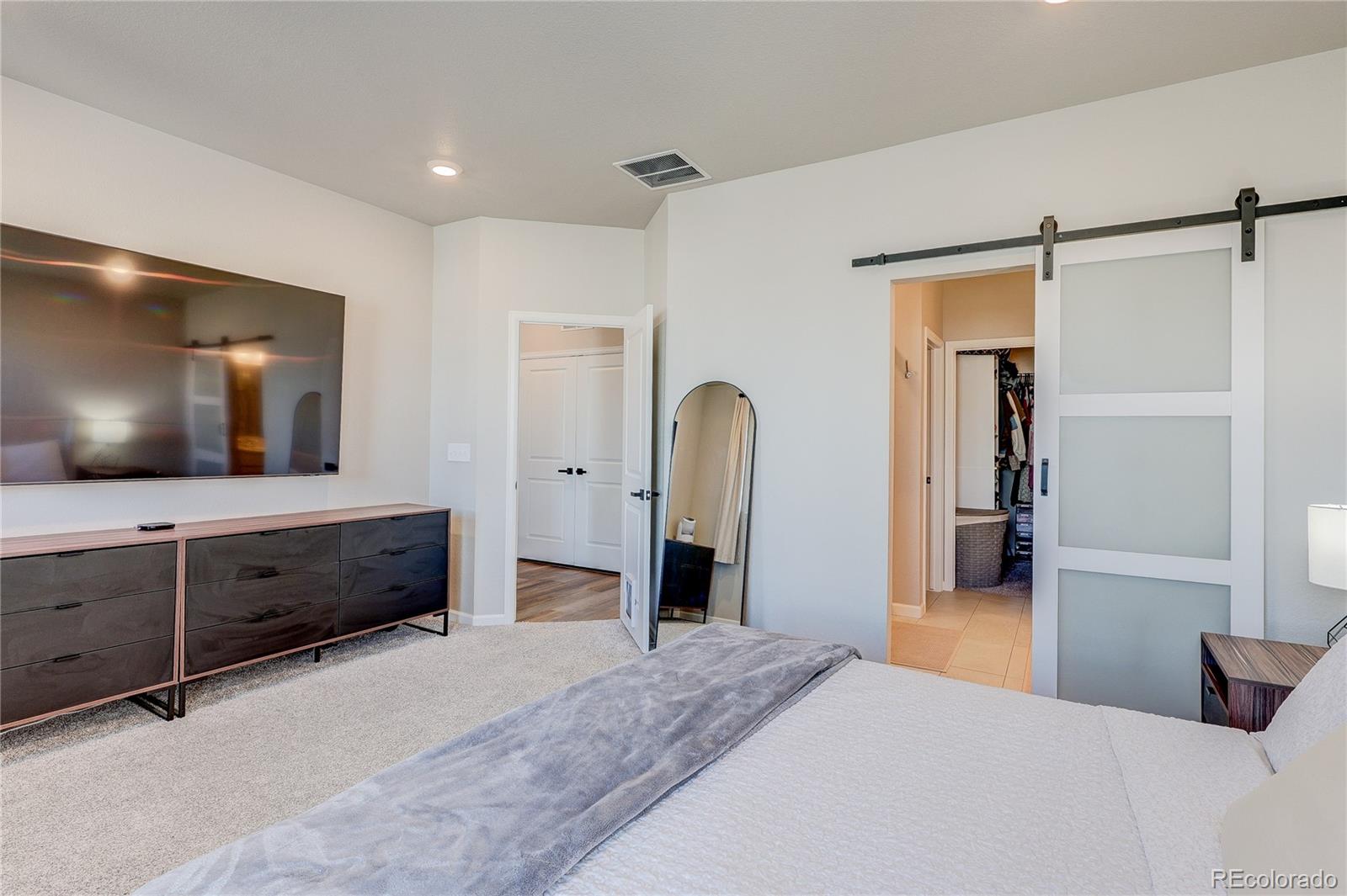 1934 S Poplar Court Denver CO 80224