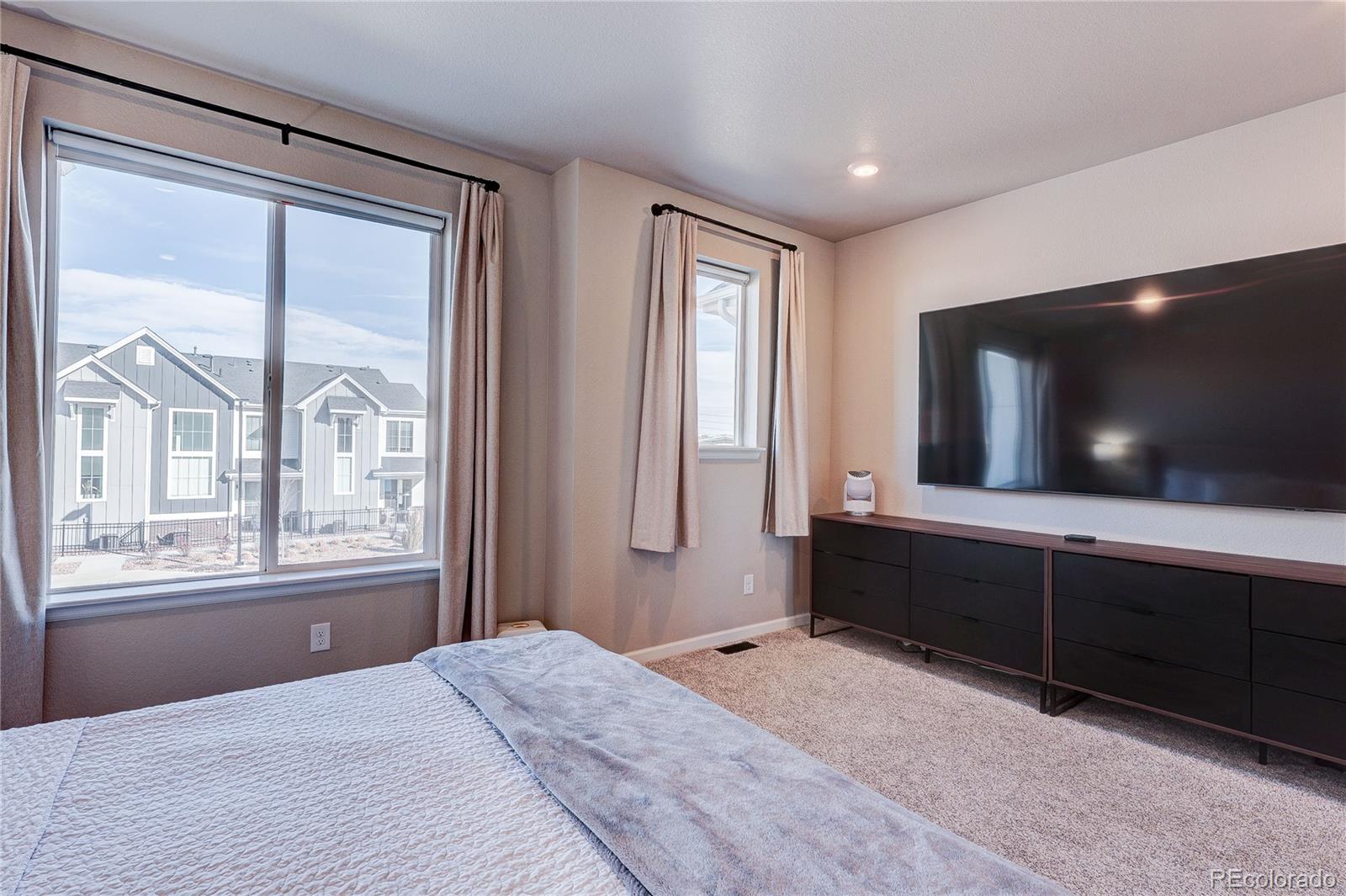 1934 S Poplar Court Denver CO 80224