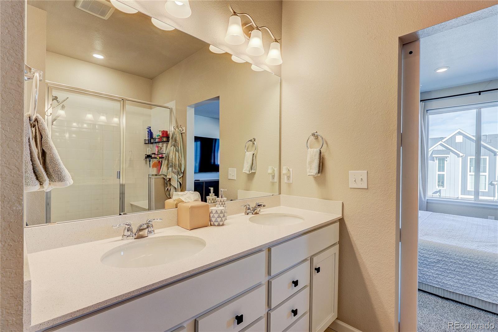 1934 S Poplar Court Denver CO 80224