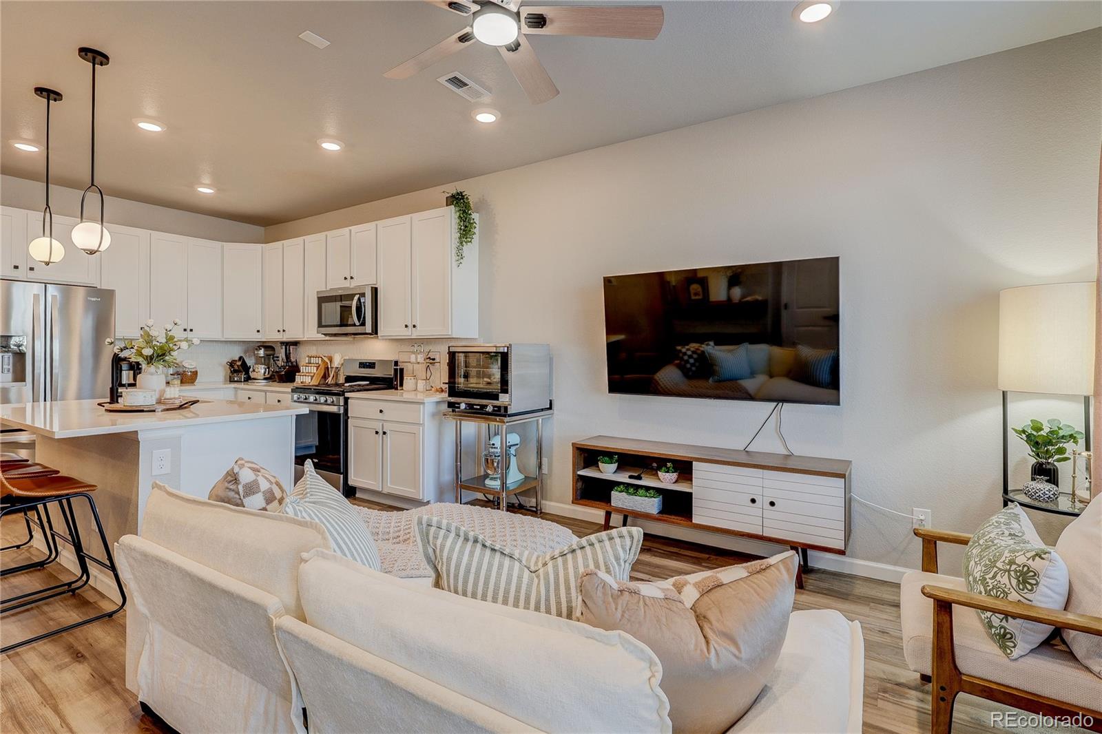 1934 S Poplar Court Denver CO 80224