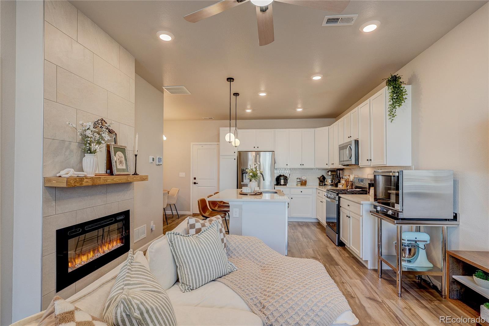 1934 S Poplar Court Denver CO 80224