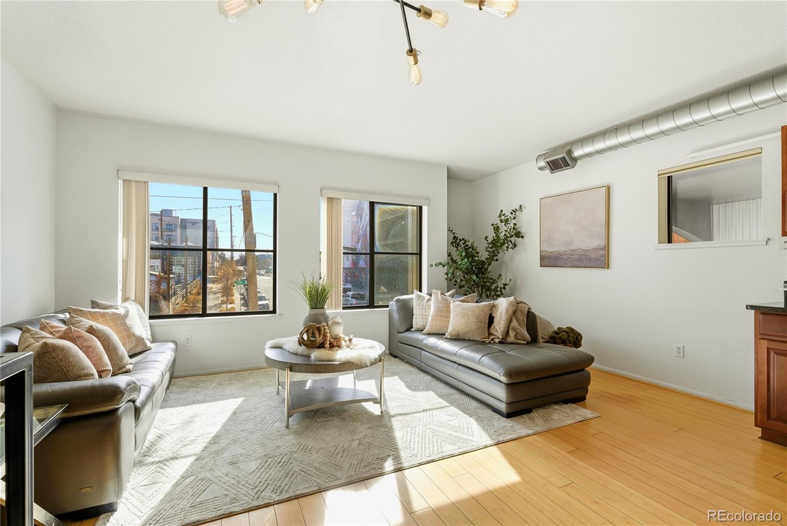 3195 Blake Street Denver CO 80205