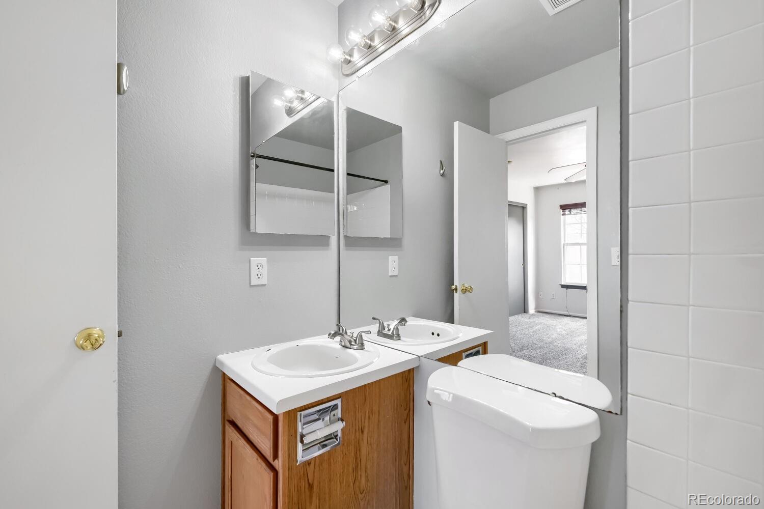 12008 E Hoye Drive Aurora CO 80012