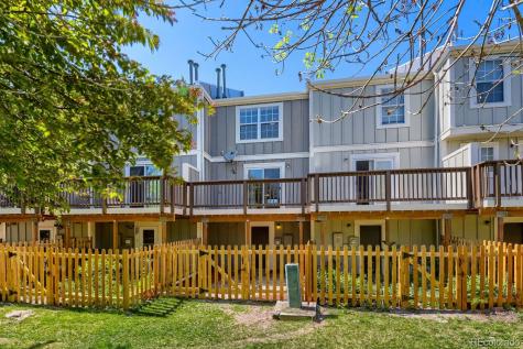 12008 E Hoye Drive Aurora CO 80012