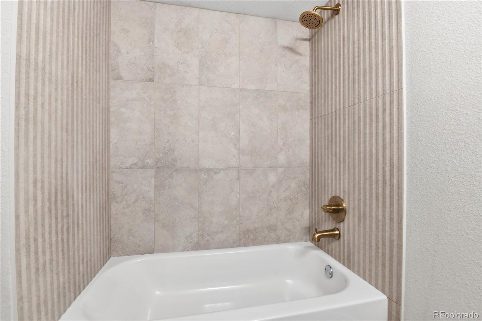 1060 S Parker Road Denver CO 80231
