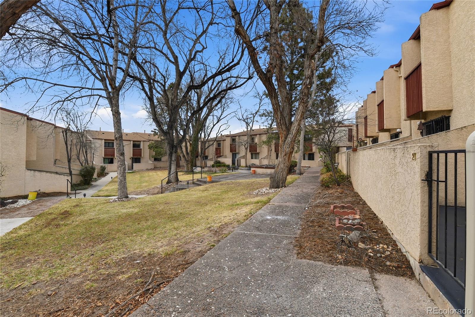 1060 S Parker Road Denver CO 80231