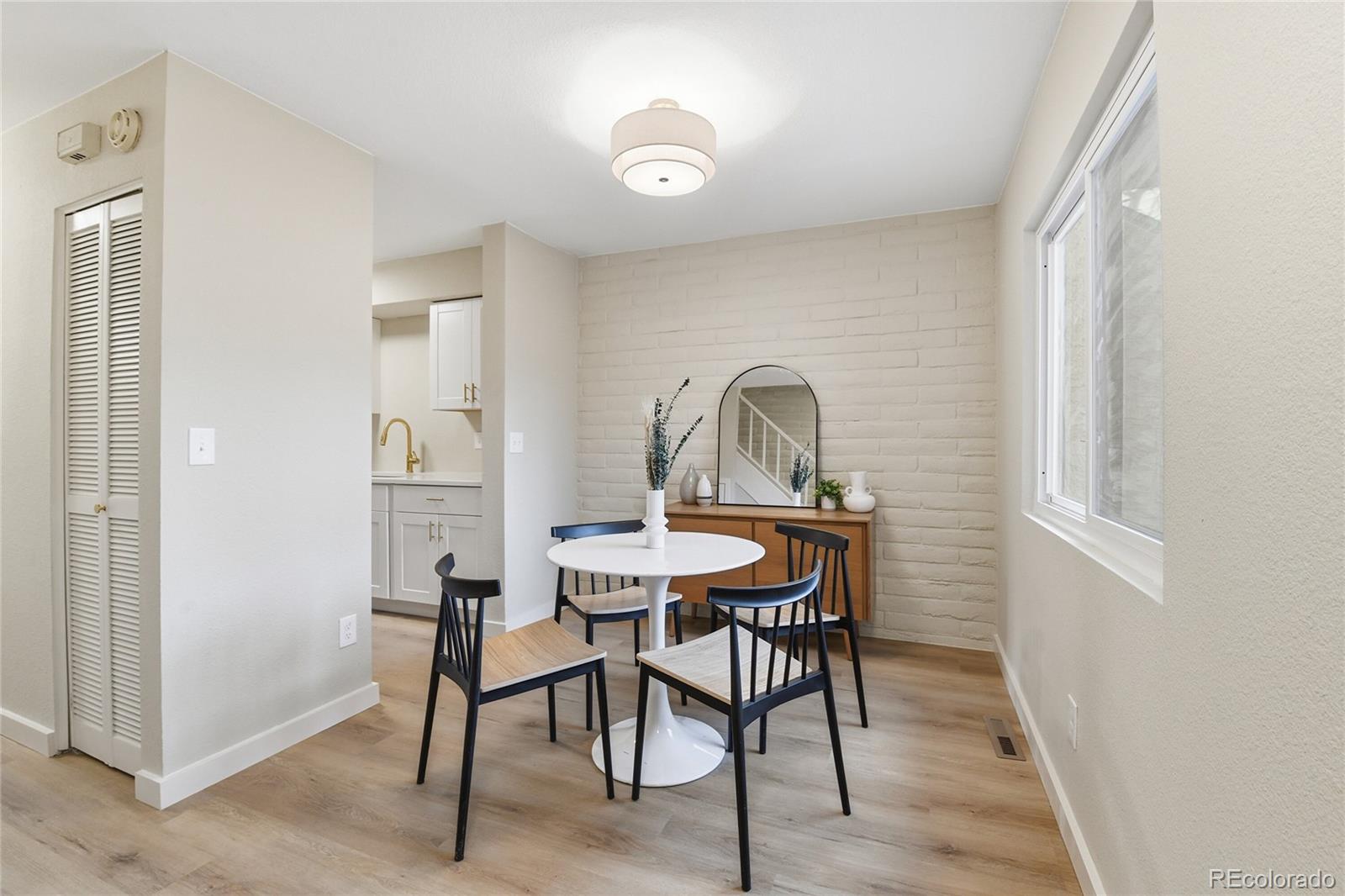 1060 S Parker Road Denver CO 80231