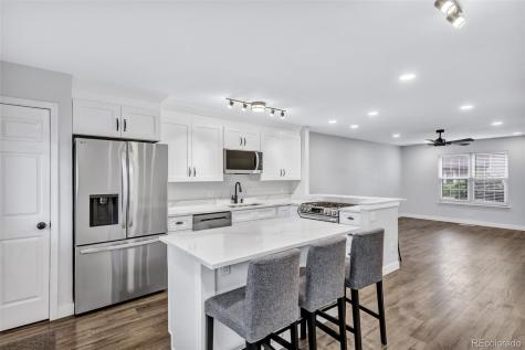 7165 S Gaylord Street Centennial CO 80122