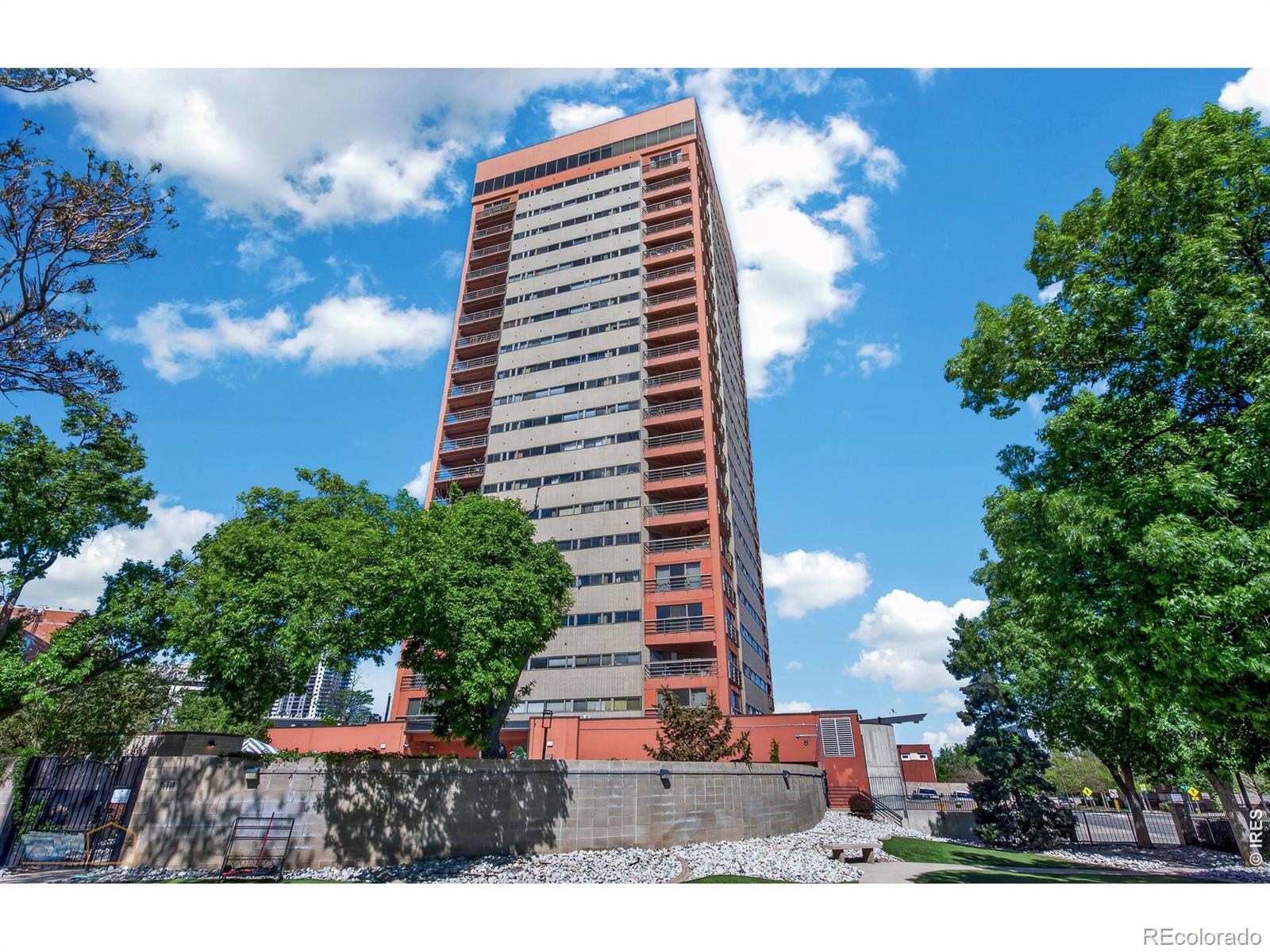 100 Park Avenue W Denver CO 80205