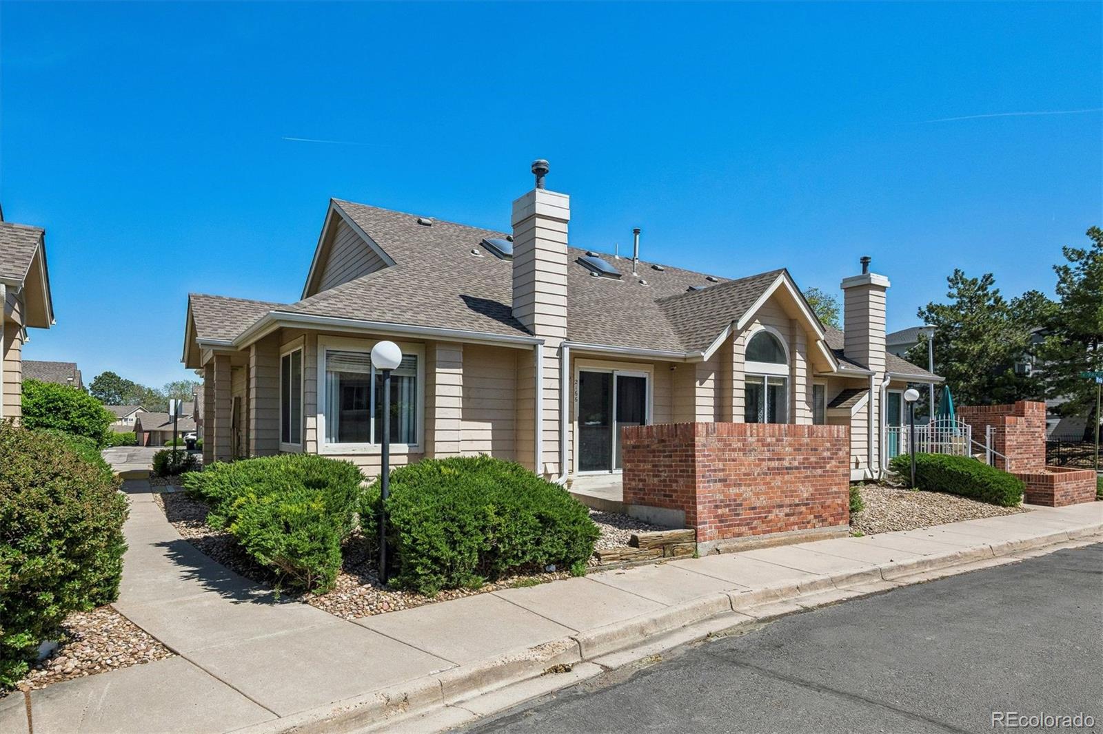2166 S Troy Way Aurora CO 80014