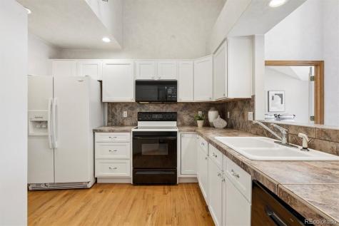 2166 S Troy Way Aurora CO 80014