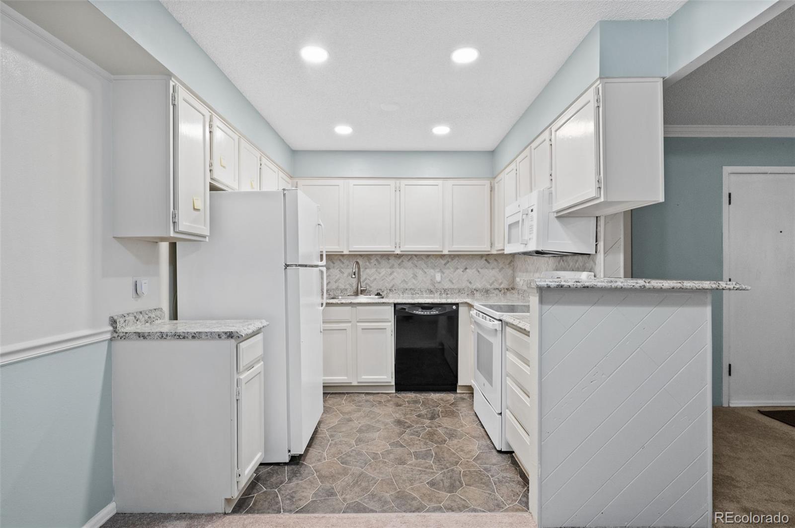 3330 S Ammons Street Lakewood CO 80227