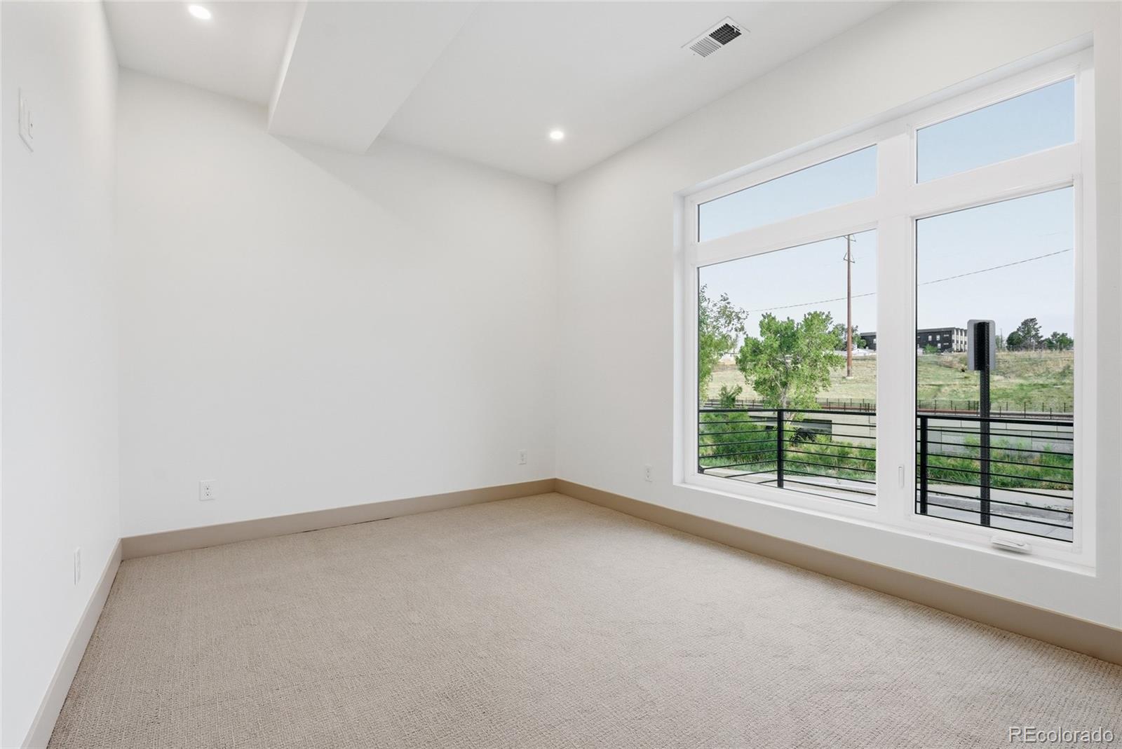 1230 N Zenobia Street Denver CO 80204